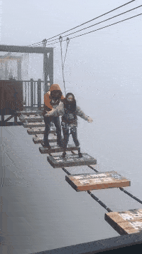 4a75814b98d94200b2da4ac23bda5648.gif