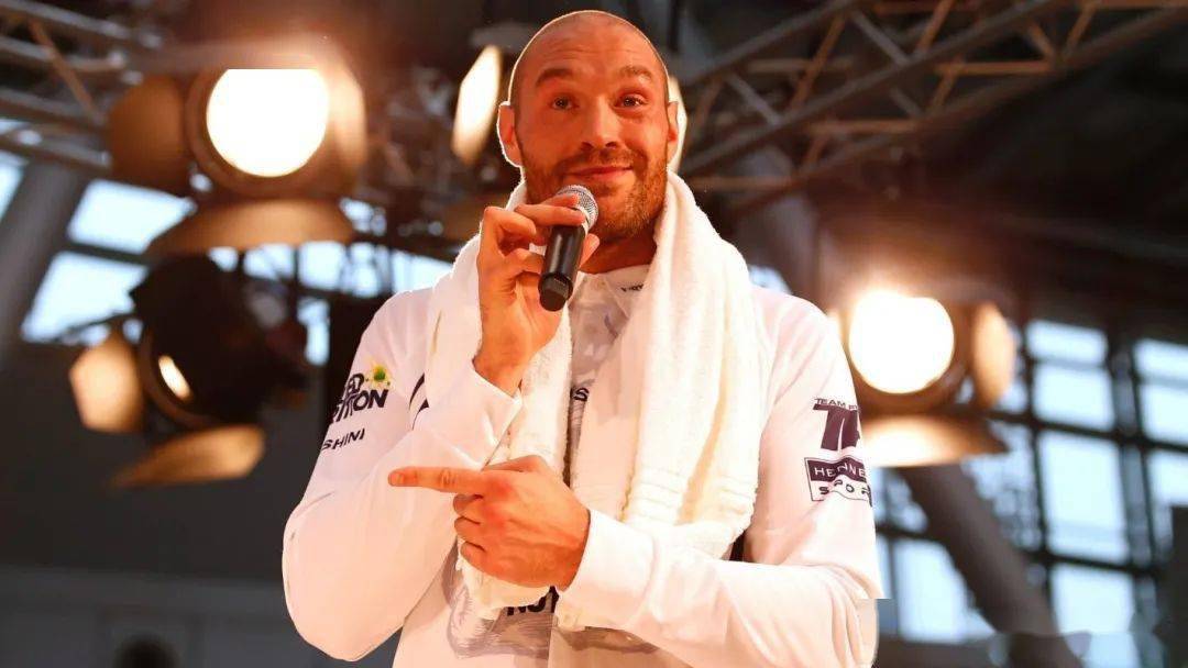 拳王富里透露:为了备战与约书亚的比赛,已经开始戒酒