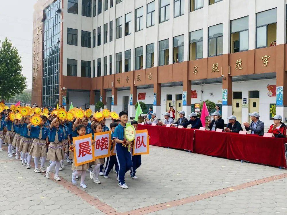 延津胜利路小学图片