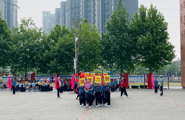 延津胜利路小学图片