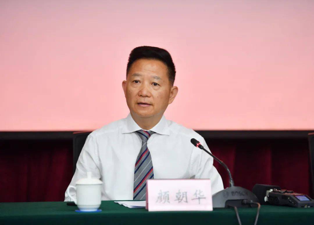 颜朝华介绍,自2月20日中央党史学习教育动员大会召开以来,九龙坡区
