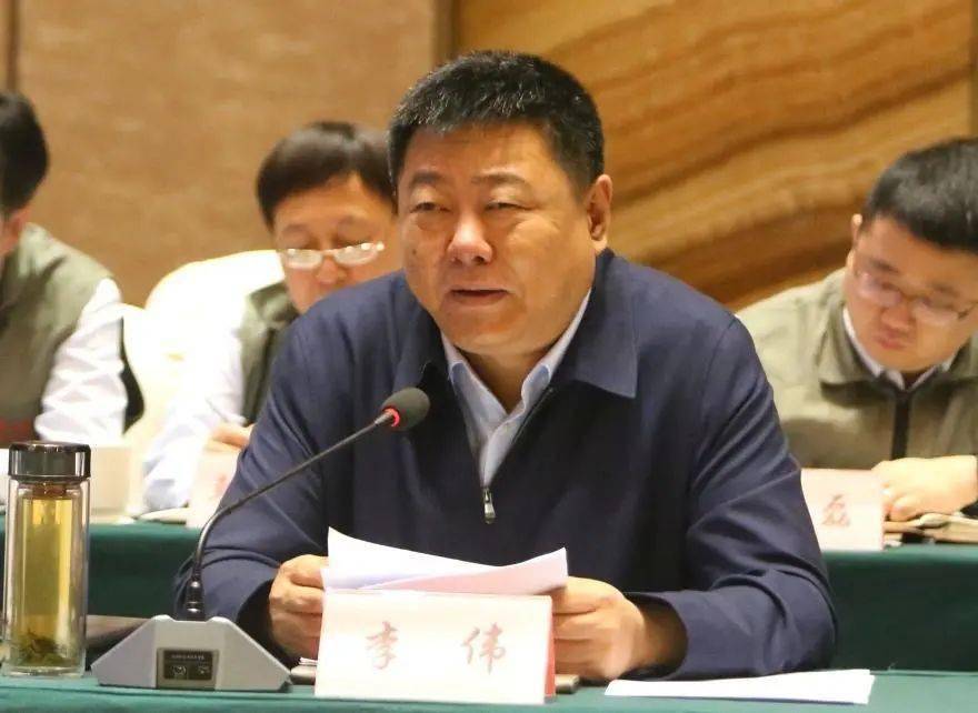 董事长李伟出席座谈会并讲话,咸阳市委常委,宣传部部长马俊民主持