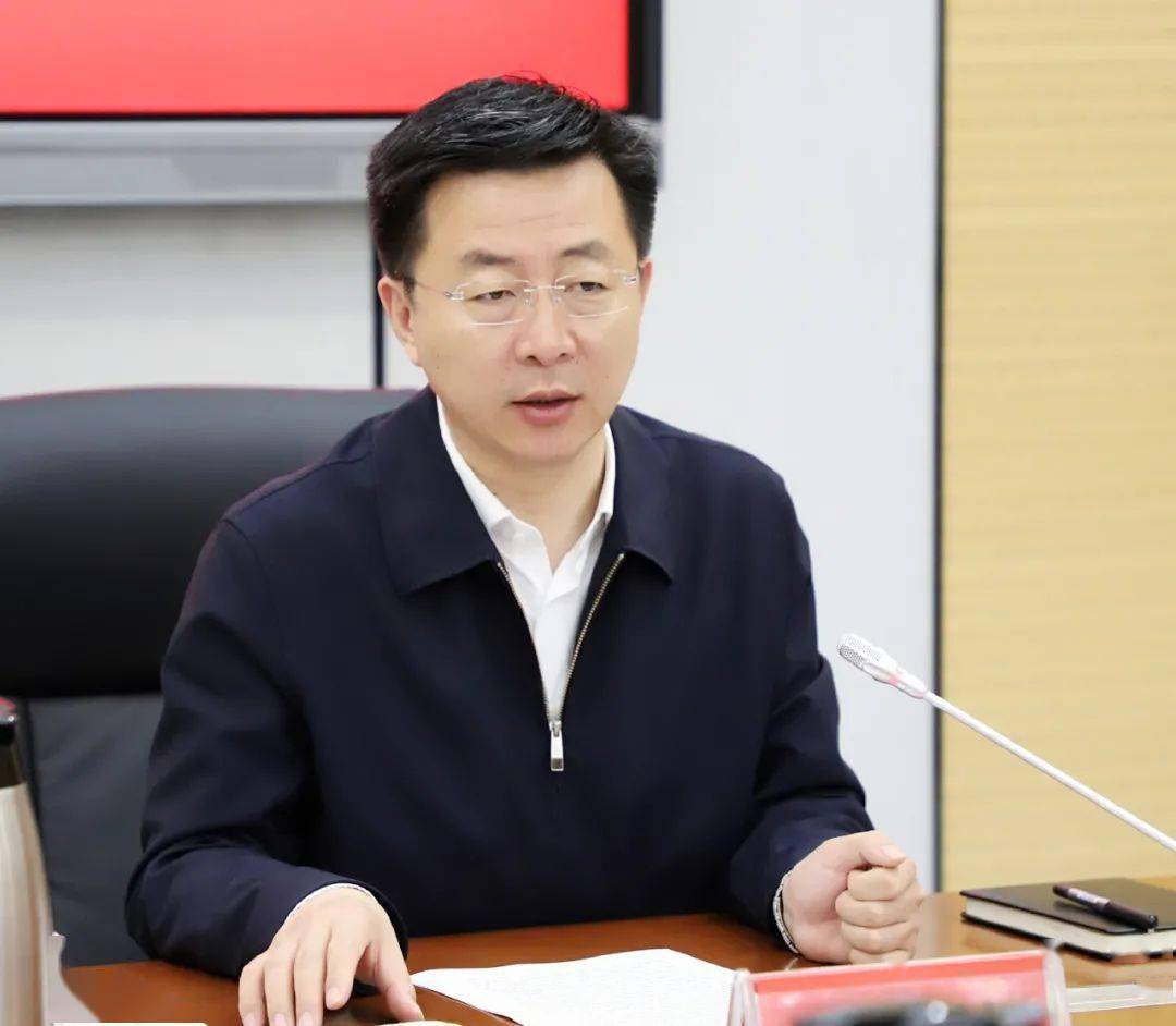 县委意识形态和宣传思想工作领导小组召开2021年第一次会议