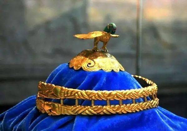 内蒙古自治区博物馆:匈奴王冠