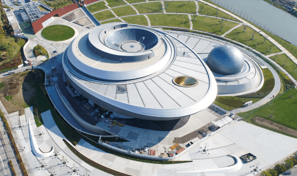 上海天文馆各种运动艺术嘉年华上海临港新片区变身潮地快来打卡