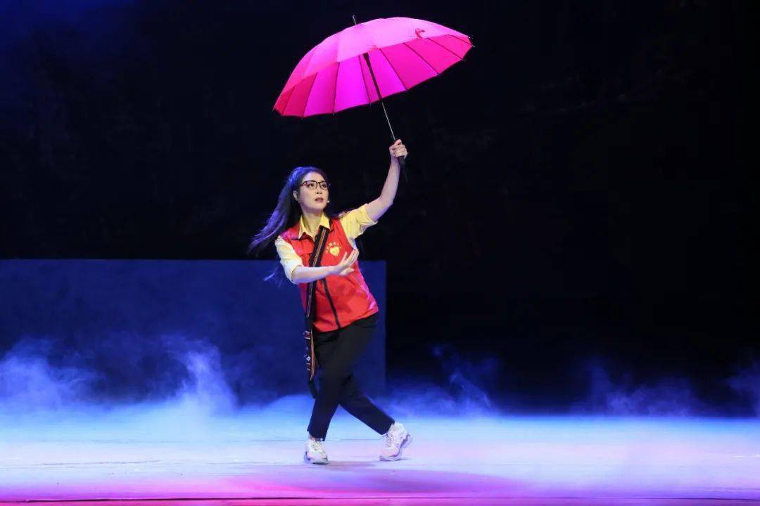 其中展演剧目31台,竞演剧目34台,展现新时代壮乡儿女听党话,感党恩