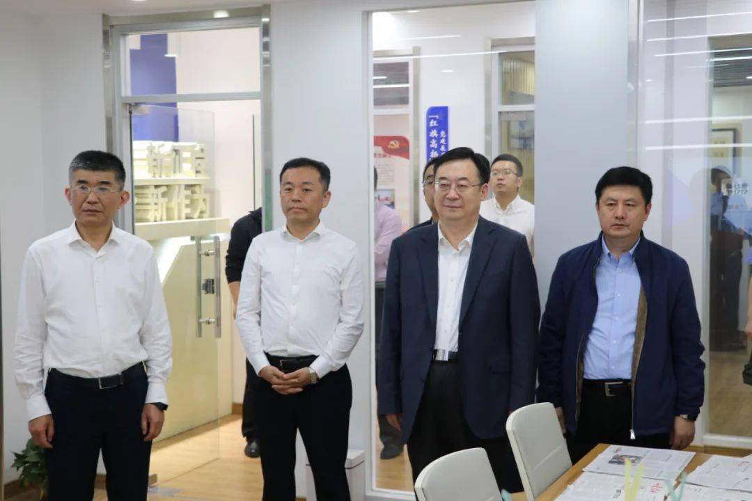枣庄市委常委政法委书记李爱杰一行来菏考察学习