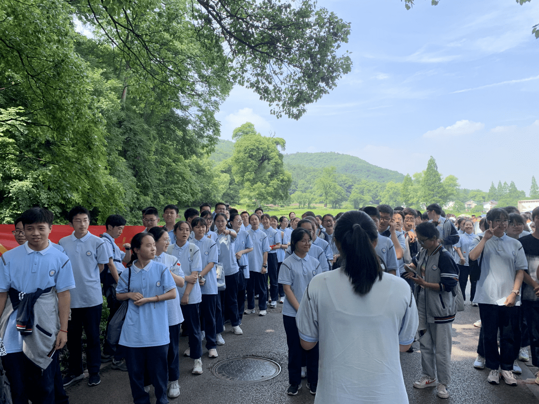 杭师大东城中学图片