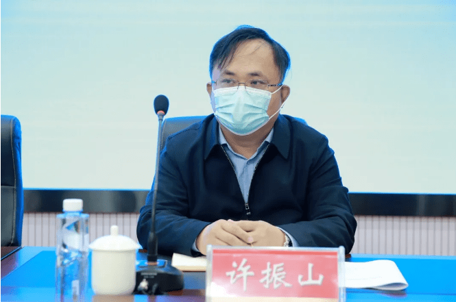 赤峰市委副书记,政法委书记许振山要求各有关单位要