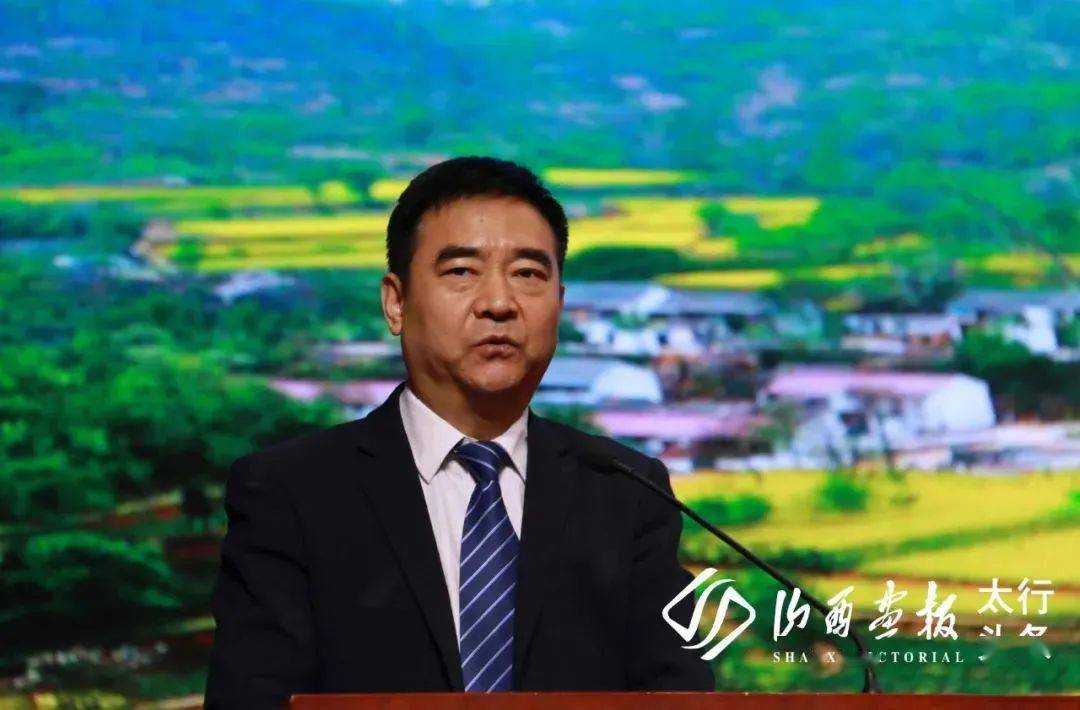 在推介会活动现场,济源市文广旅局副局长郭丰还发布了乡村旅游线路