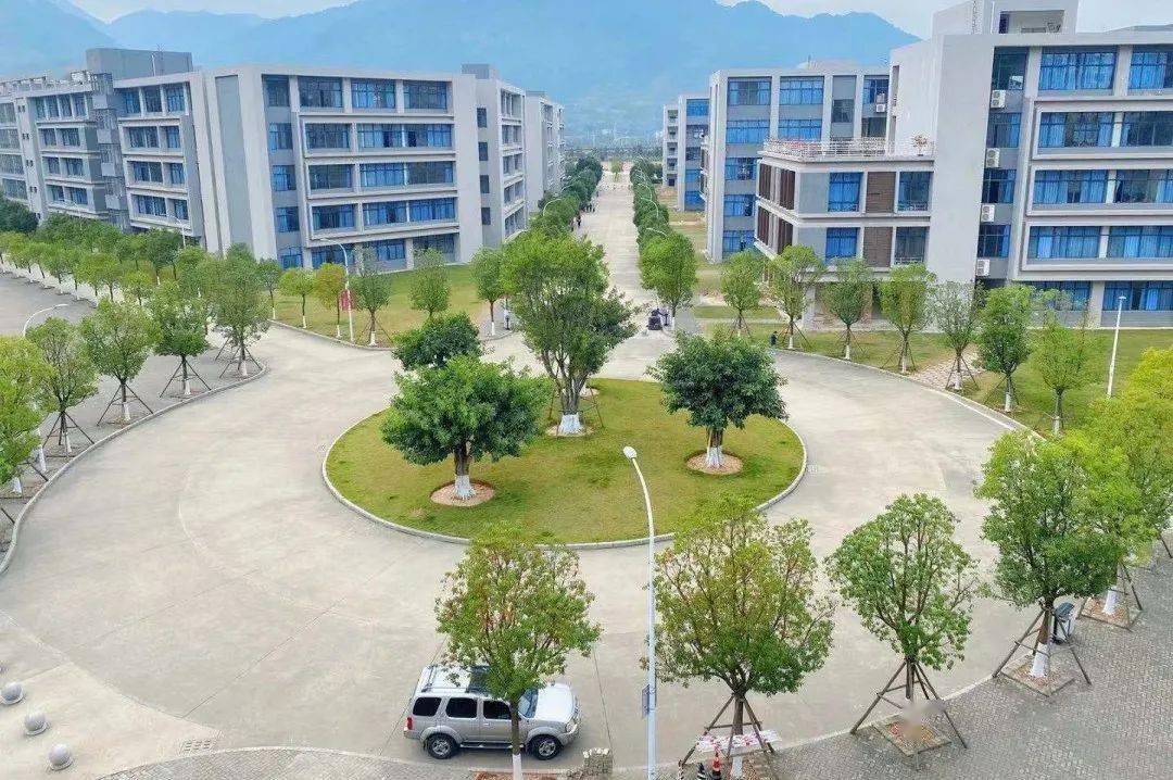 福州理工学院2021届毕业生文明离校倡议书