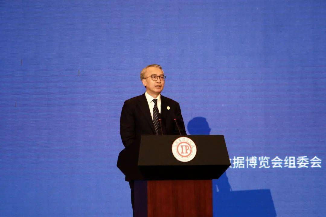 华为技术有限公司首席后勤官任树录,日本欧力士集团大中华区董事长