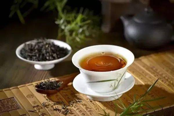 什么时间喝酸枣叶茶最佳 ee6de329f601436280f44caa49ce7c5d.jpeg