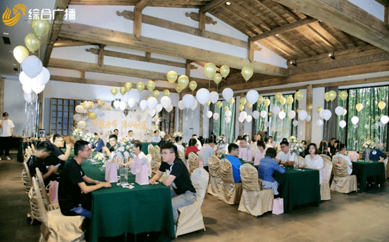 万里丹霄 何妨携手同归去? 慕尔如星,愿守心一人