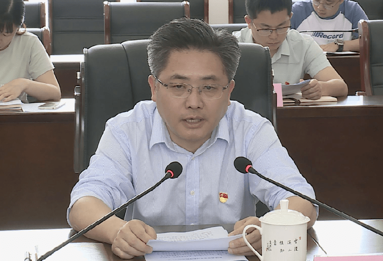 座谈会上,黄晓华指出,党史学习教育开展以来,彭泽县委深入贯彻落实