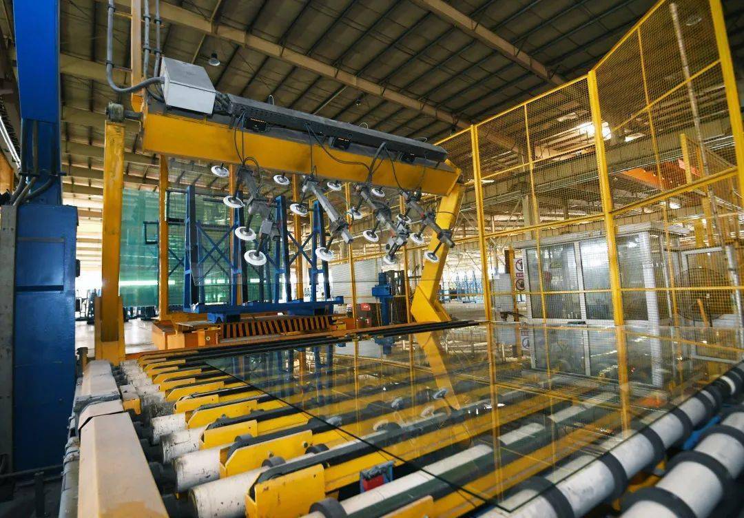 河北南玻玻璃有限公司玻璃自动生产线