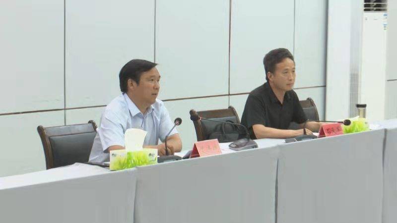 镇平县召开卫片执法暨农村乱占耕地建房整改工作推进会