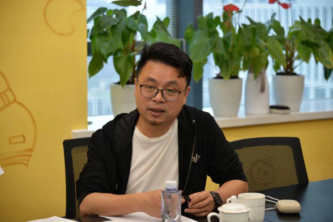 常务副会长查国平常务副会长程小中执行会长严向阳执行会长朋刘军执行