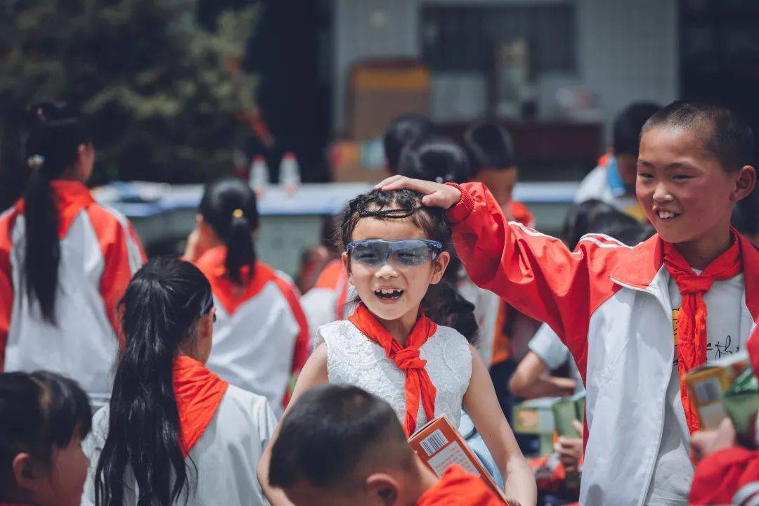82aa5a09148a47a2942cce98950f0f47.jpeg