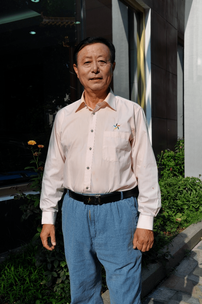 追梦人崔胜利：做一盏灯，照亮前行的路_体彩