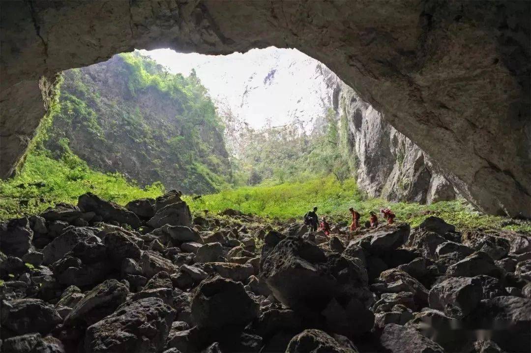 廣西樂業:十萬大山裡的清涼秘境