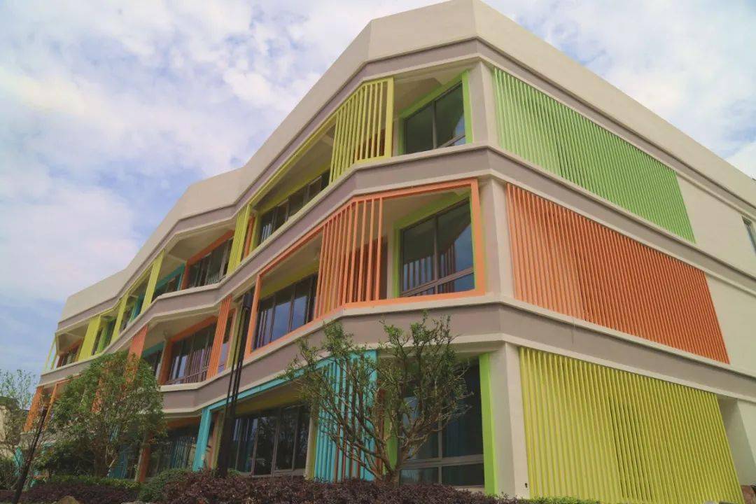 看得见的精彩!九月,滨湖幼儿园与你相遇_云朵