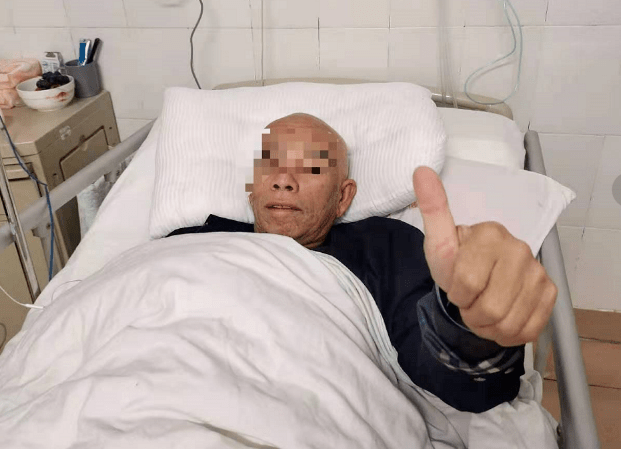 我为群众办实事与死神搏斗的664小时他们一起挺过来了