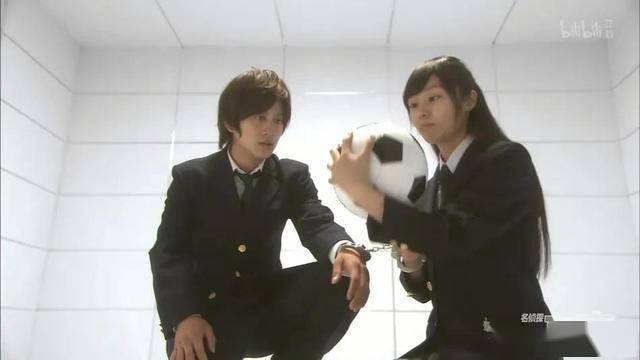 10年前这部饱受争议的柯南真人版，如今看来居然有点意思？