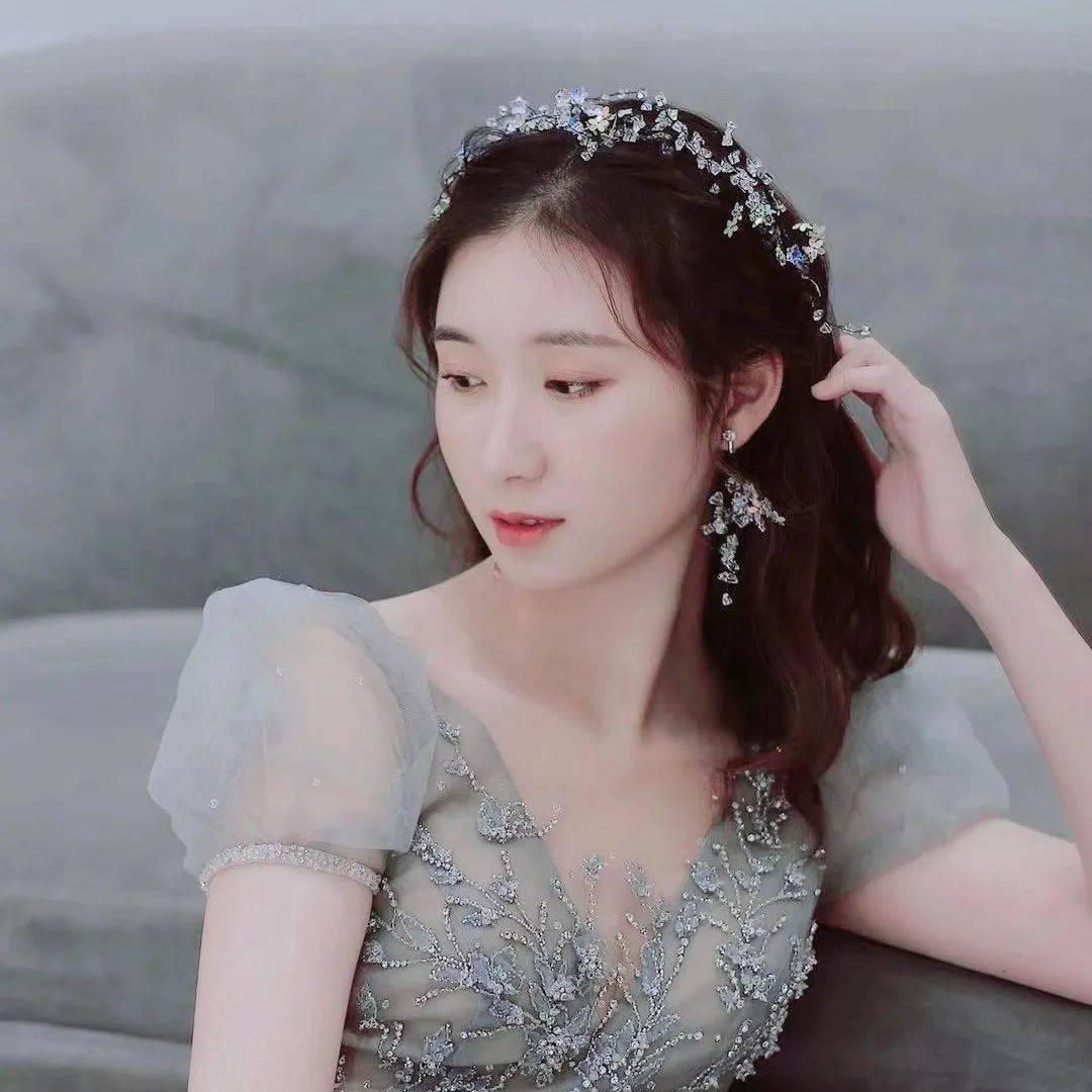 高三15班 李雪纯识悟俊杰们,这三年我们互相陪伴,共同努力,收获成长