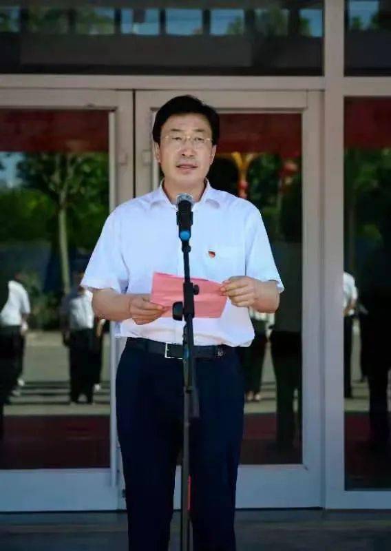 王洪军同志,县政府党组副书记刘三林同志共同为新设立的故城县乡村