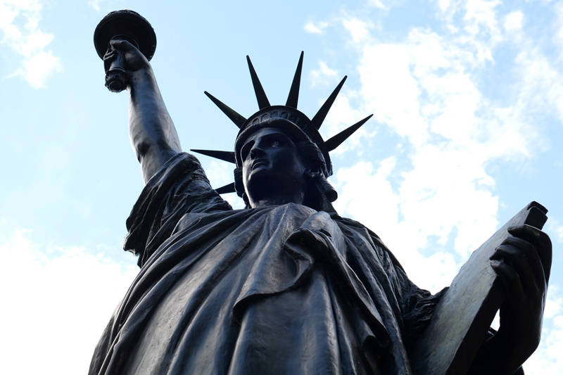 美国自由女神像高多少米 204a84bf032046d6844a05c0c3a087c5.jpeg