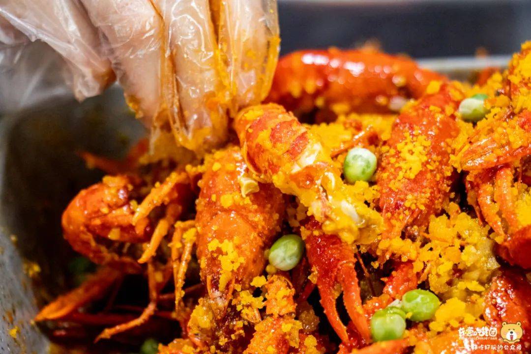 还没吃过咸蛋黄小龙虾?夏天刚刚开始你就亏大了!