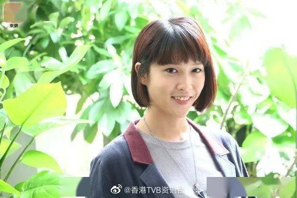 tvb新晋女星乐做御用制服户