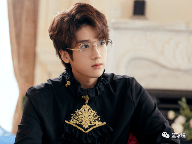 重生女主小说排行榜_小说推荐:娱乐圈登顶文!重生混模特圈女主/实力小花和退圈影帝