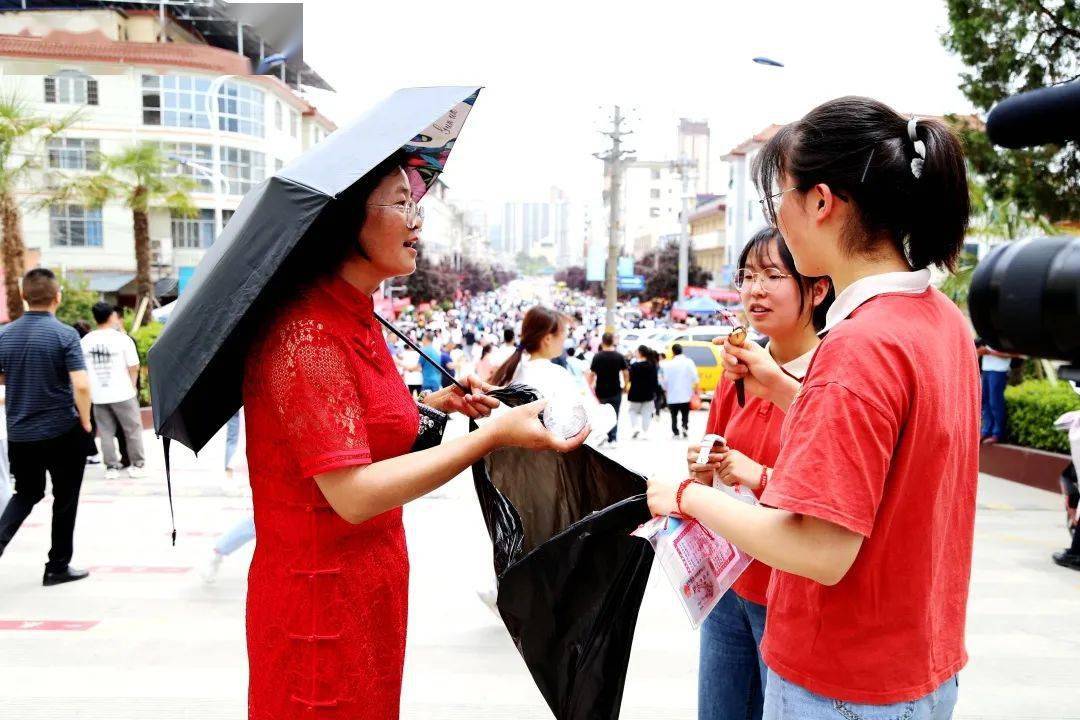 赵彩萍做孩子们最好的护航人我们的教育故事