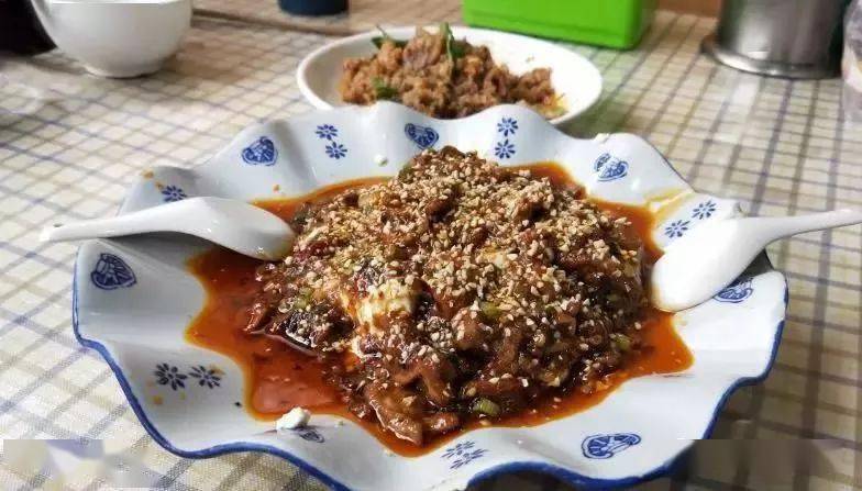 新荣记 人均_中国人均寿命变化图
