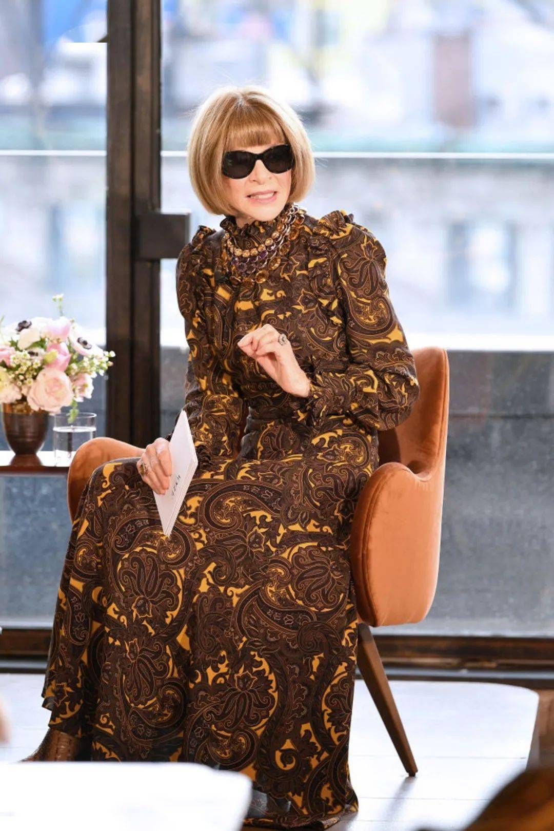 annawintour遭抗议再度惹争议