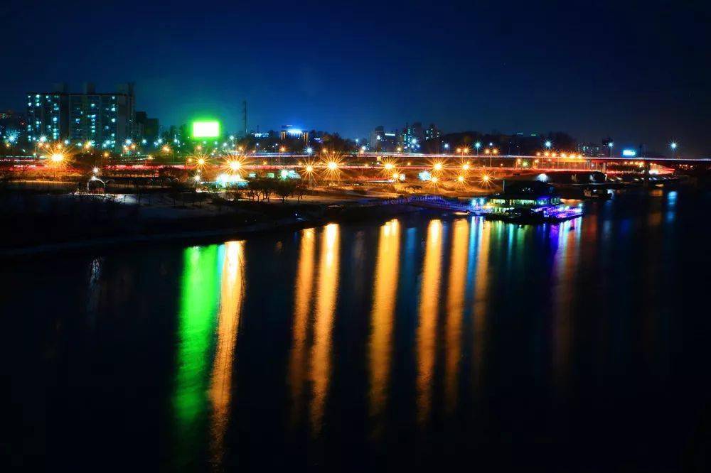 乘地铁游首尔之汉江夜景