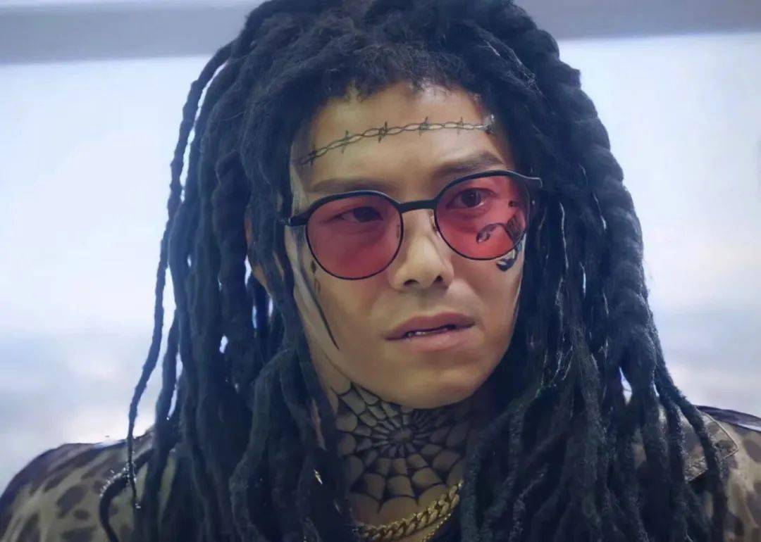 《顶楼3》全员双胞胎?高能爽剧竟变喜剧?_洛根李