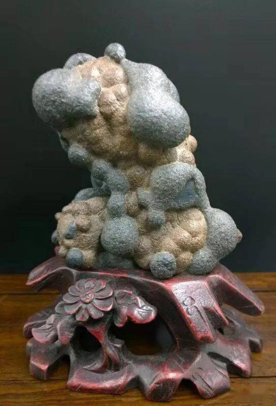 风尘中的浪子沙积岩奇石