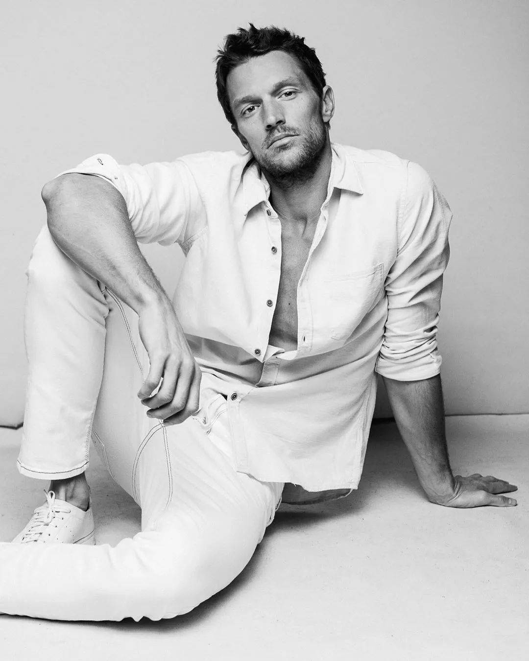 39岁超级男模发布近照,轻松slay掉同龄人!_shaun