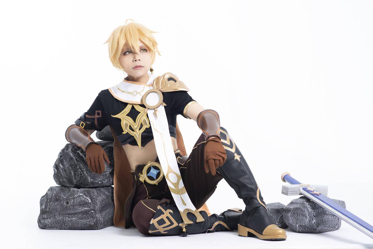 原神旅行者空cosplay