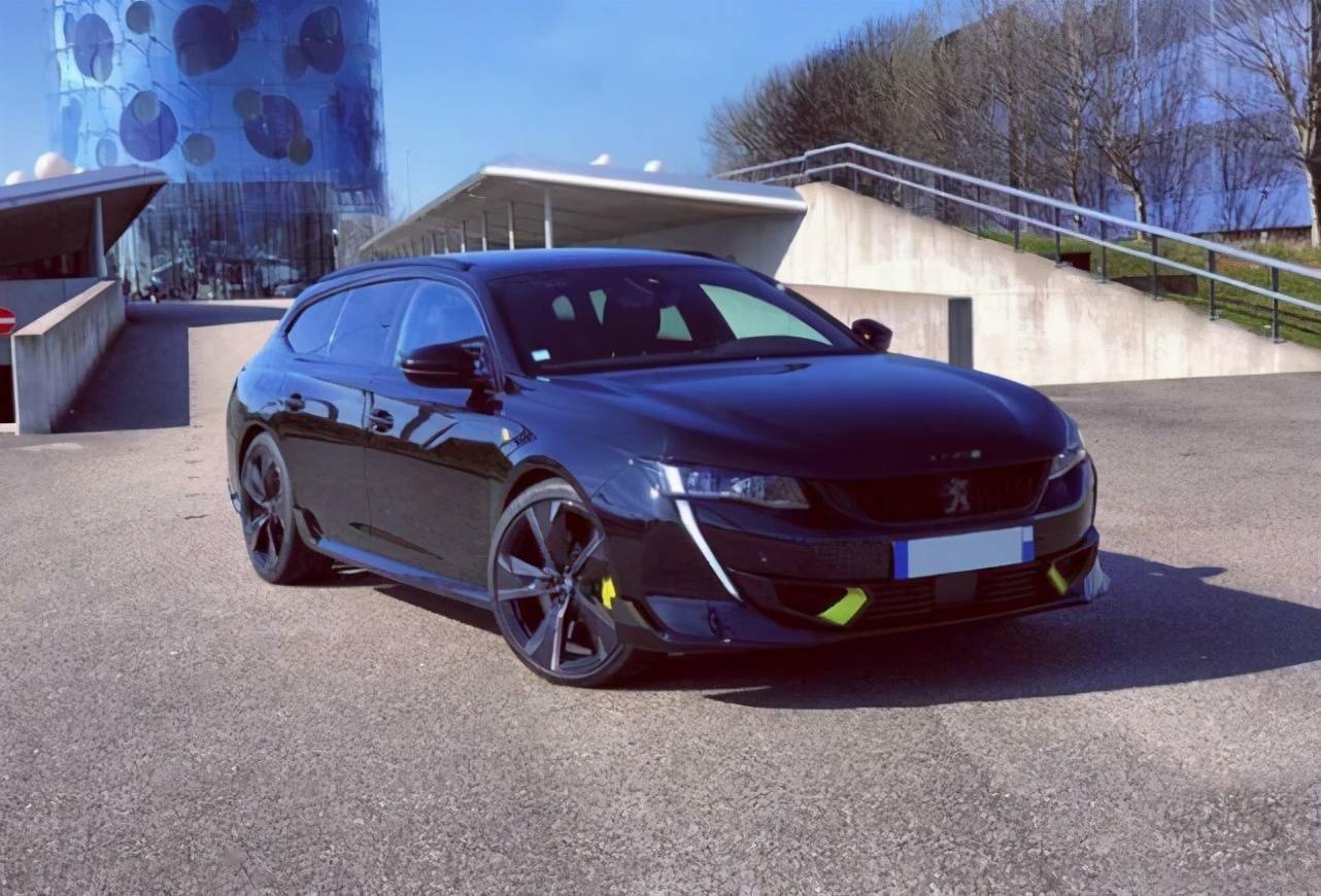 最后,对于全新的标致508猎装版,这对于508车系来说是一个补充,更好地