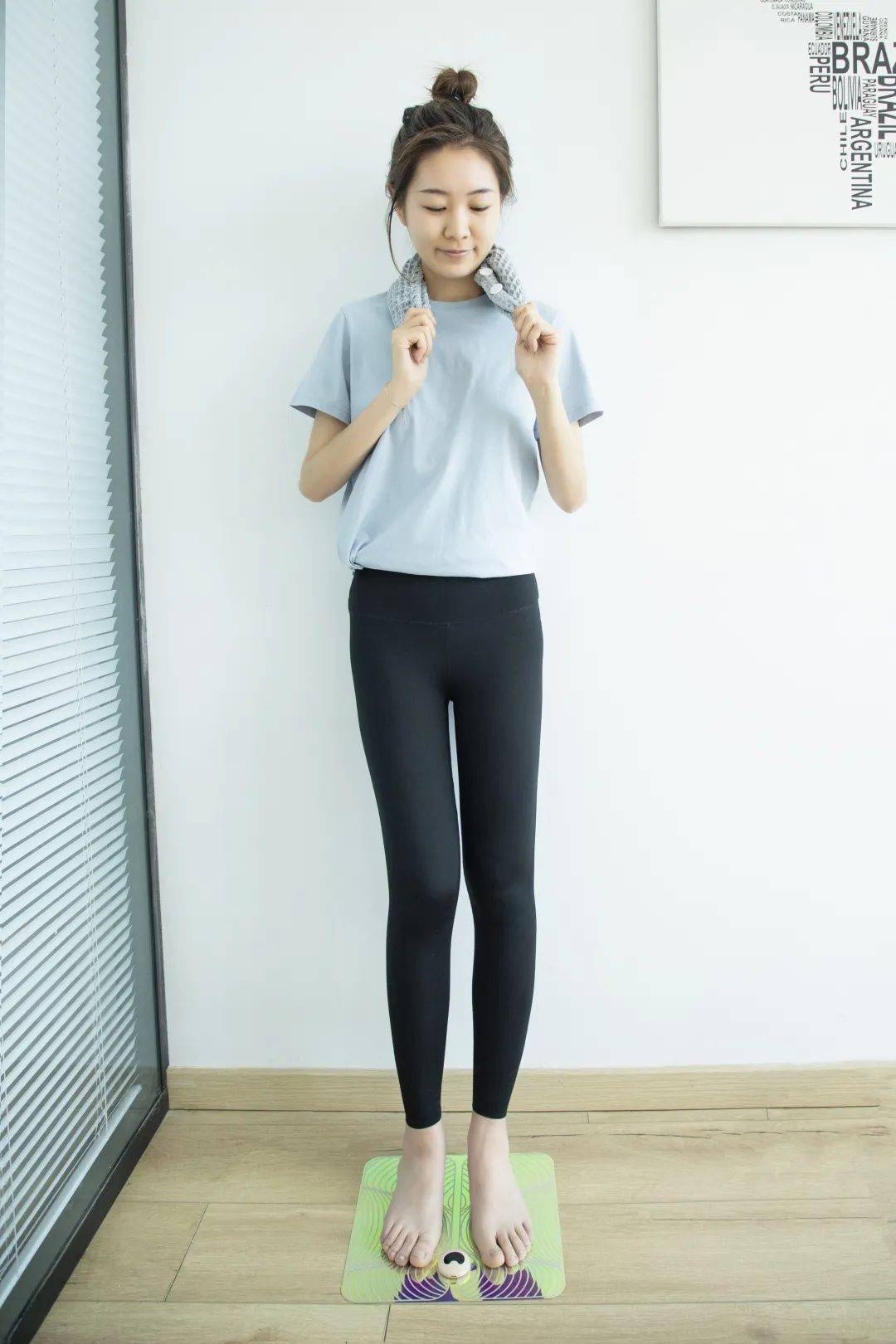 怎么给大人按摩腿 f4a7a7928e794b8480e57ec2c27af31f.jpeg