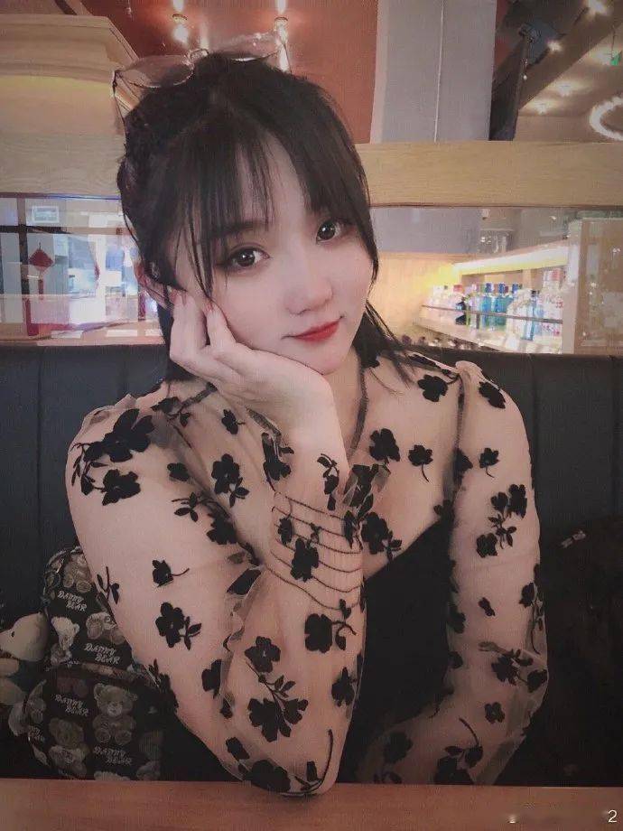 被称为"女版鹿晨辉",这位中国版春丽,身材太犯规!