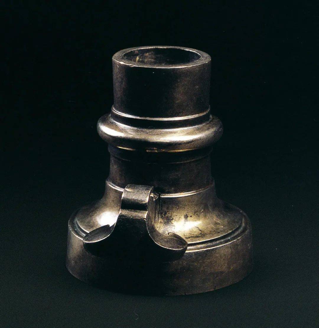 秦始皇陵2号铜车軎,辖 银 高4.1cm