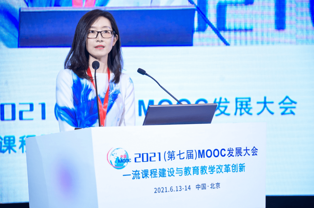 西南石油大学计算机学院院长,教授;全国高校教师教学创新大赛四川赛区