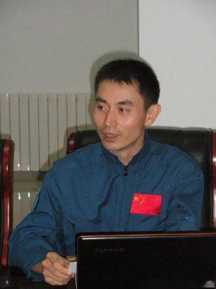 星辰大海我们来了成都造护航神舟十二号载人飞船