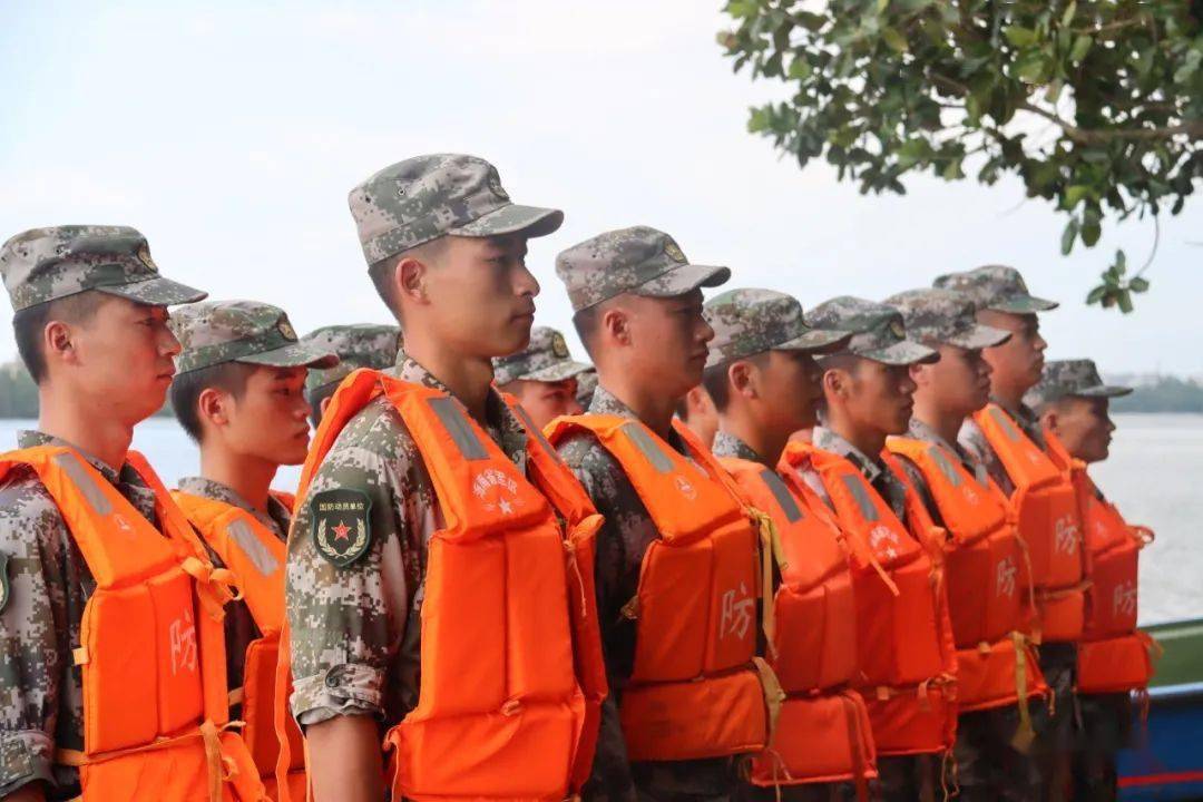 看乘风破浪的纠察兵来了