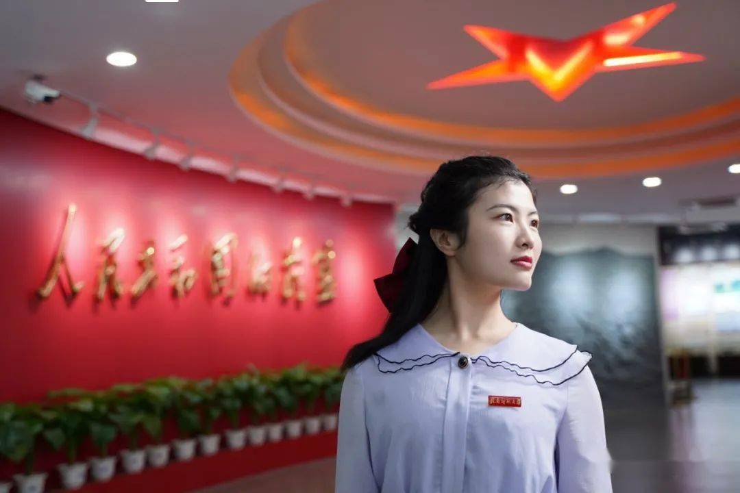 江西学子薛芳灼灼芳华巅峰绽放